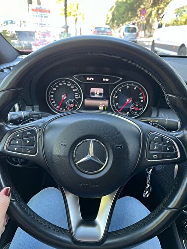 MERCEDES-BENZ A-SERISI