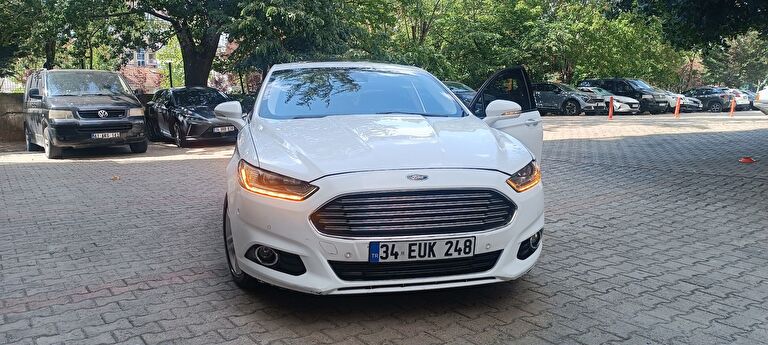 FORD MONDEO