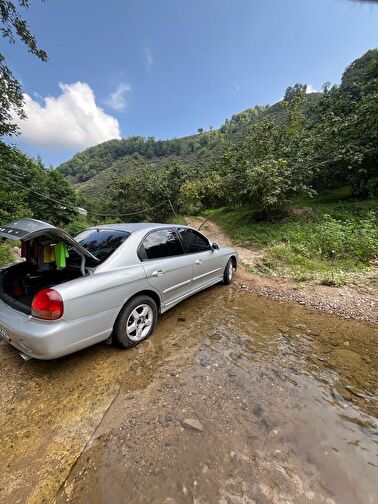 HYUNDAI SONATA