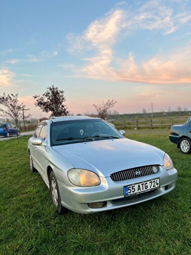 HYUNDAI SONATA