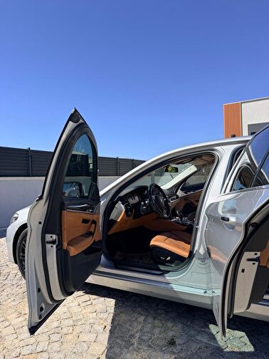 BMW SERIES 5