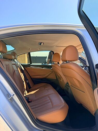 BMW SERIES 5