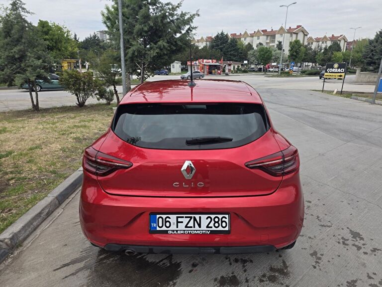 RENAULT CLIO