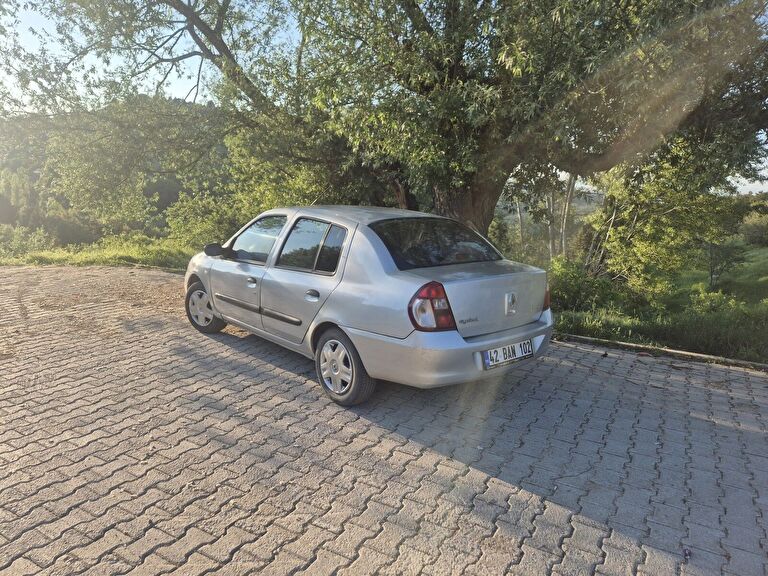 RENAULT CLIO SYMBOL