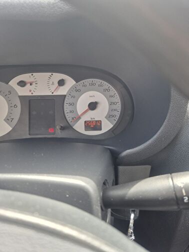 RENAULT CLIO SYMBOL