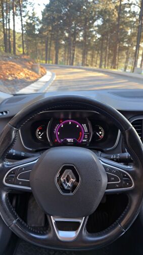 RENAULT MEGANE
