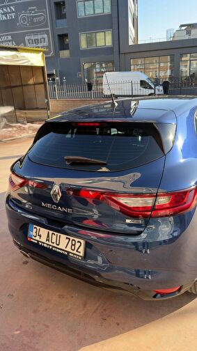 RENAULT MEGANE
