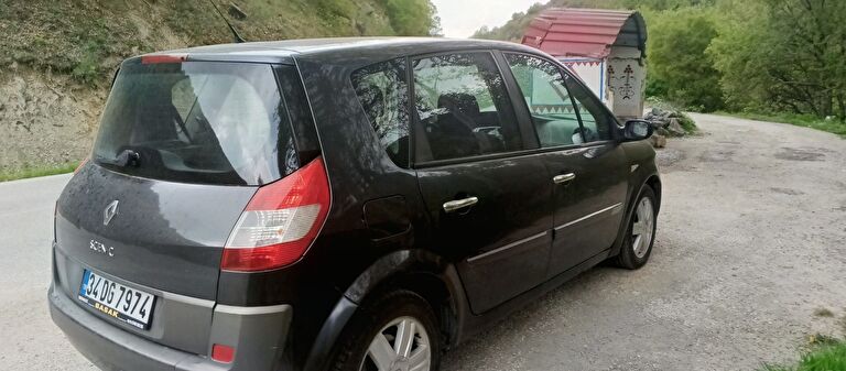 RENAULT SCENIC