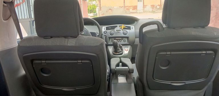 RENAULT SCENIC