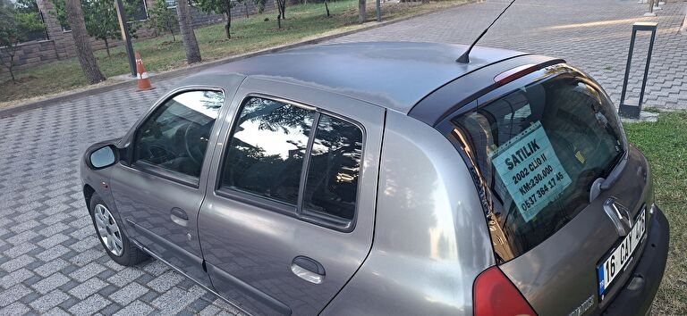 RENAULT CLIO
