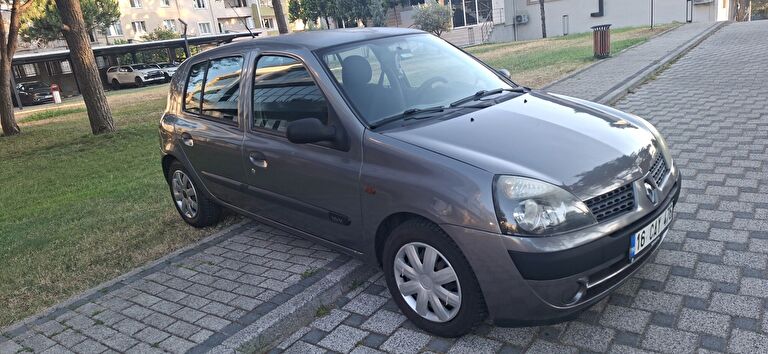 RENAULT CLIO