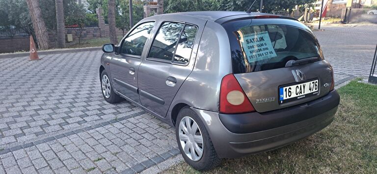 RENAULT CLIO