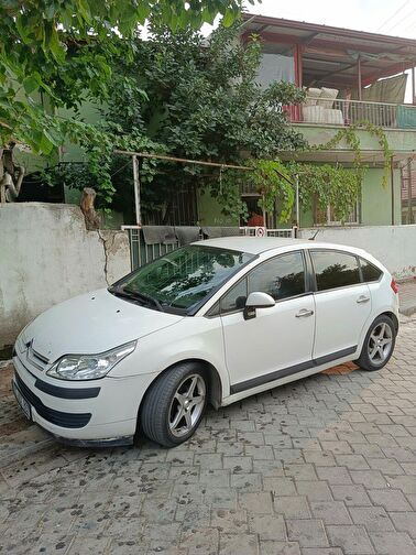 CITROËN C4