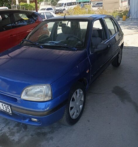 RENAULT CLIO SYMBOL