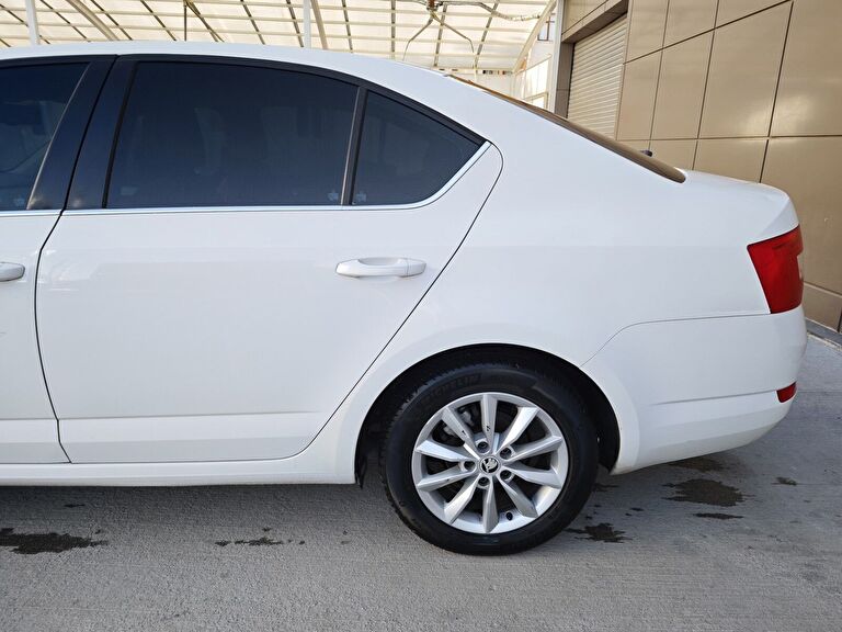 SKODA OCTAVIA
