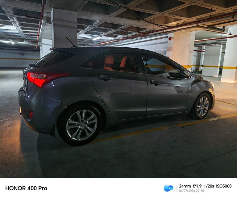 HYUNDAI I30