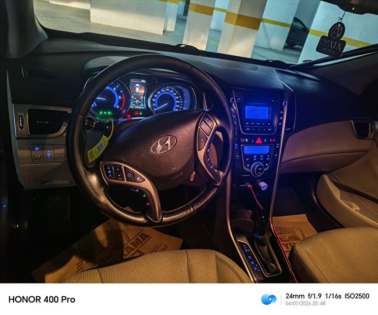HYUNDAI I30