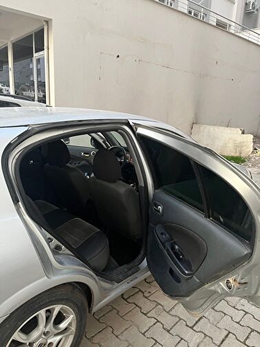NISSAN ALMERA