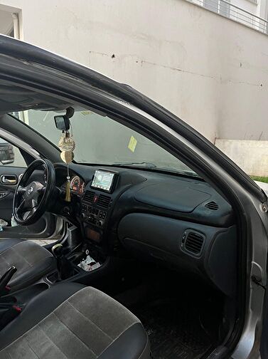 NISSAN ALMERA