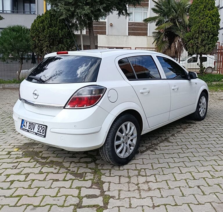 OPEL ASTRA