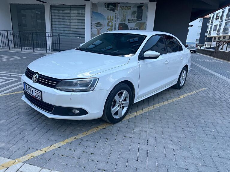 VOLKSWAGEN JETTA