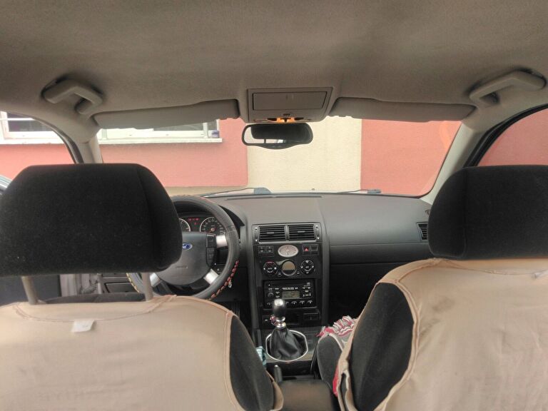FORD MONDEO