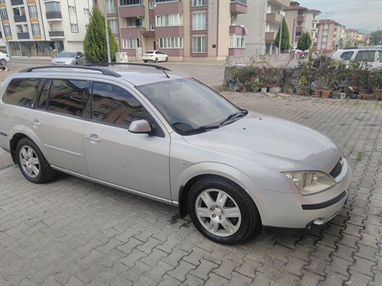 FORD MONDEO