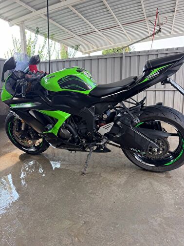 Kawasaki Ninja ZX-6R