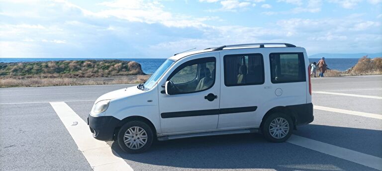FIAT DOBLÒ COMBI