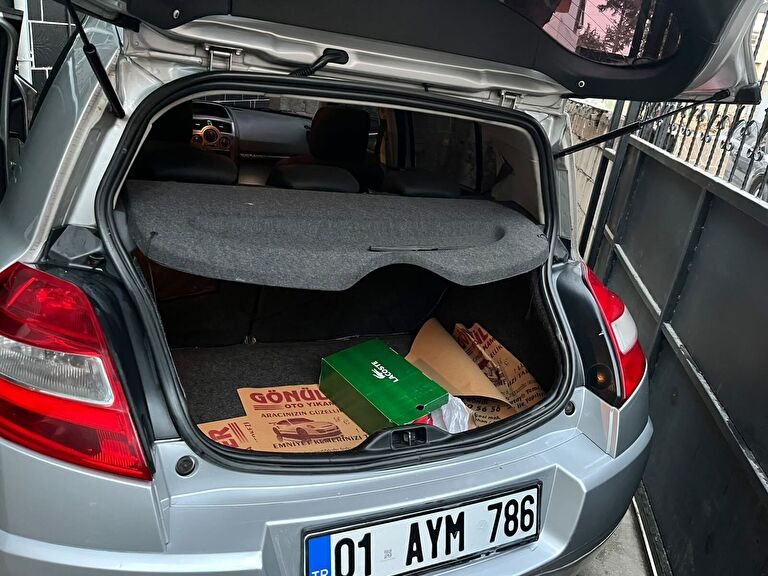 RENAULT MEGANE