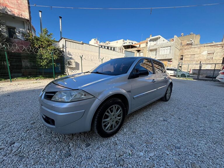 RENAULT MEGANE