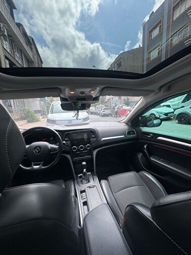 RENAULT MEGANE