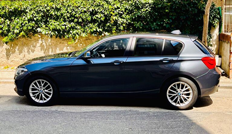 BMW 1 SERISI