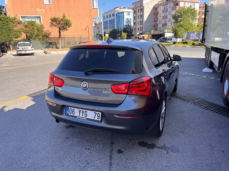 BMW 1 SERISI