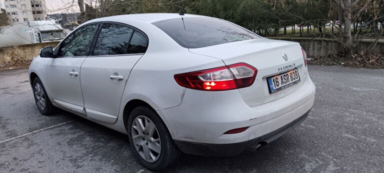 RENAULT FLUENCE