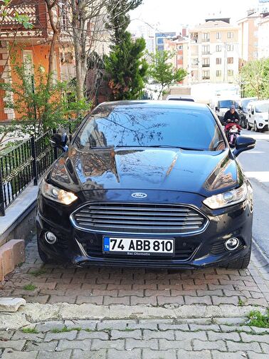 FORD MONDEO