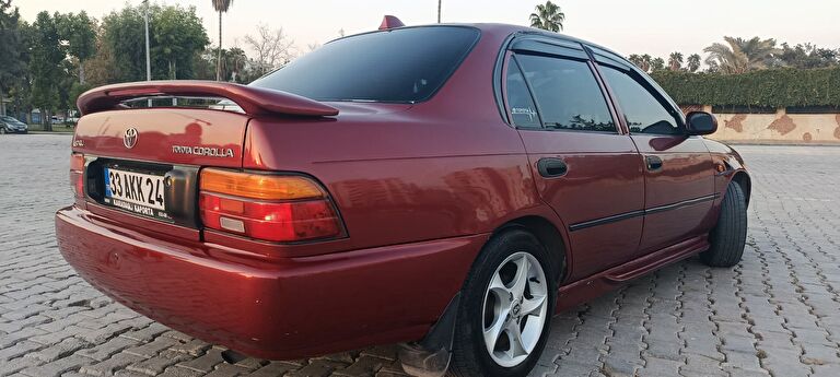 TOYOTA COROLLA