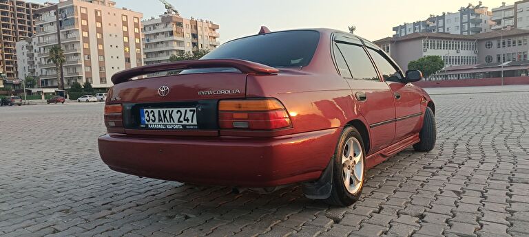 TOYOTA COROLLA