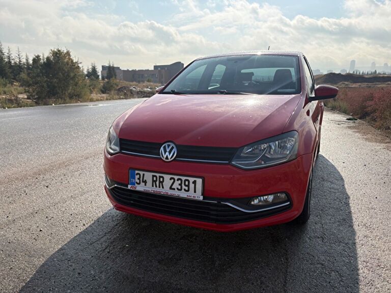 VOLKSWAGEN POLO