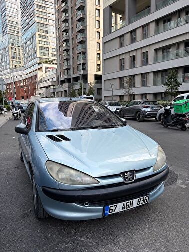 PEUGEOT 206