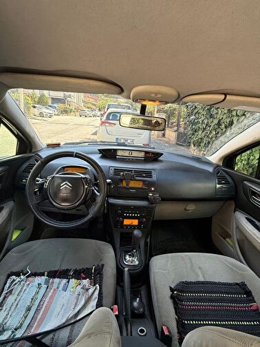 CITROËN C4