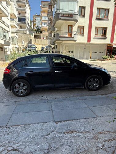 CITROËN C4