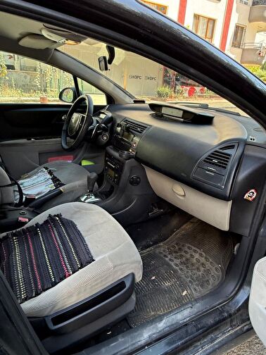 CITROËN C4