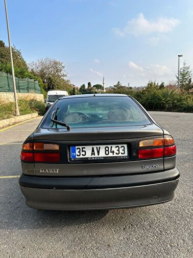 RENAULT LAGUNA