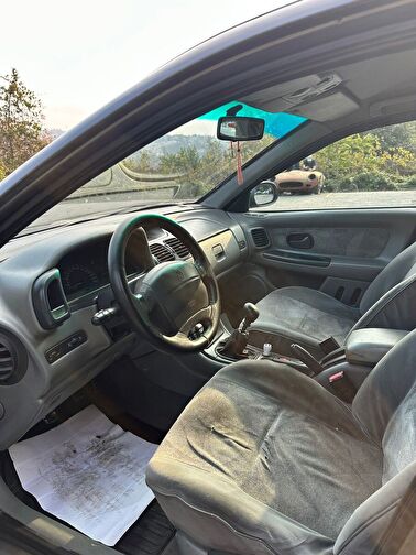 RENAULT LAGUNA