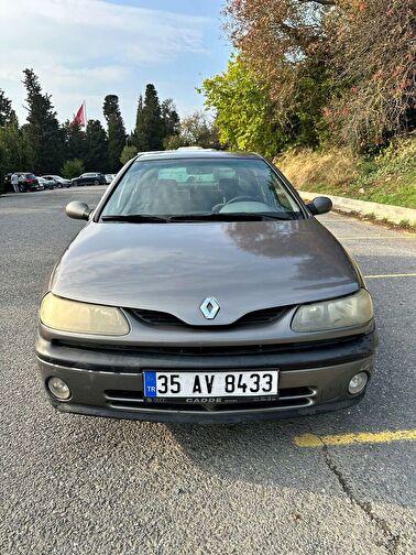 RENAULT LAGUNA