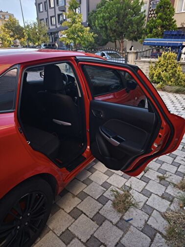 SUZUKI BALENO
