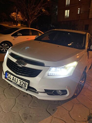 CHEVROLET CRUZE