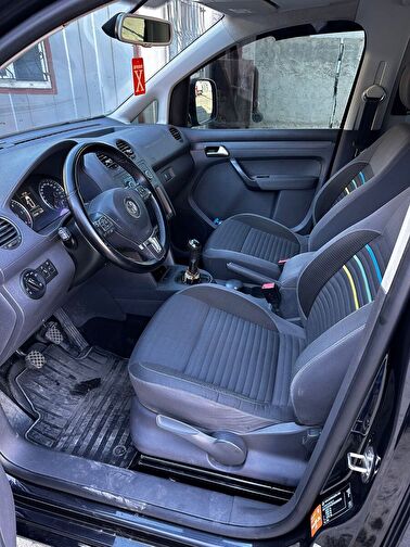 VOLKSWAGEN CADDY