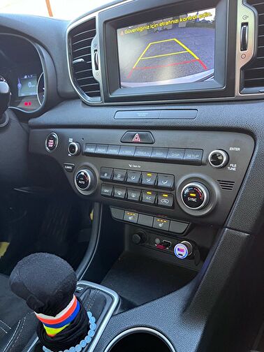 KIA SPORTAGE